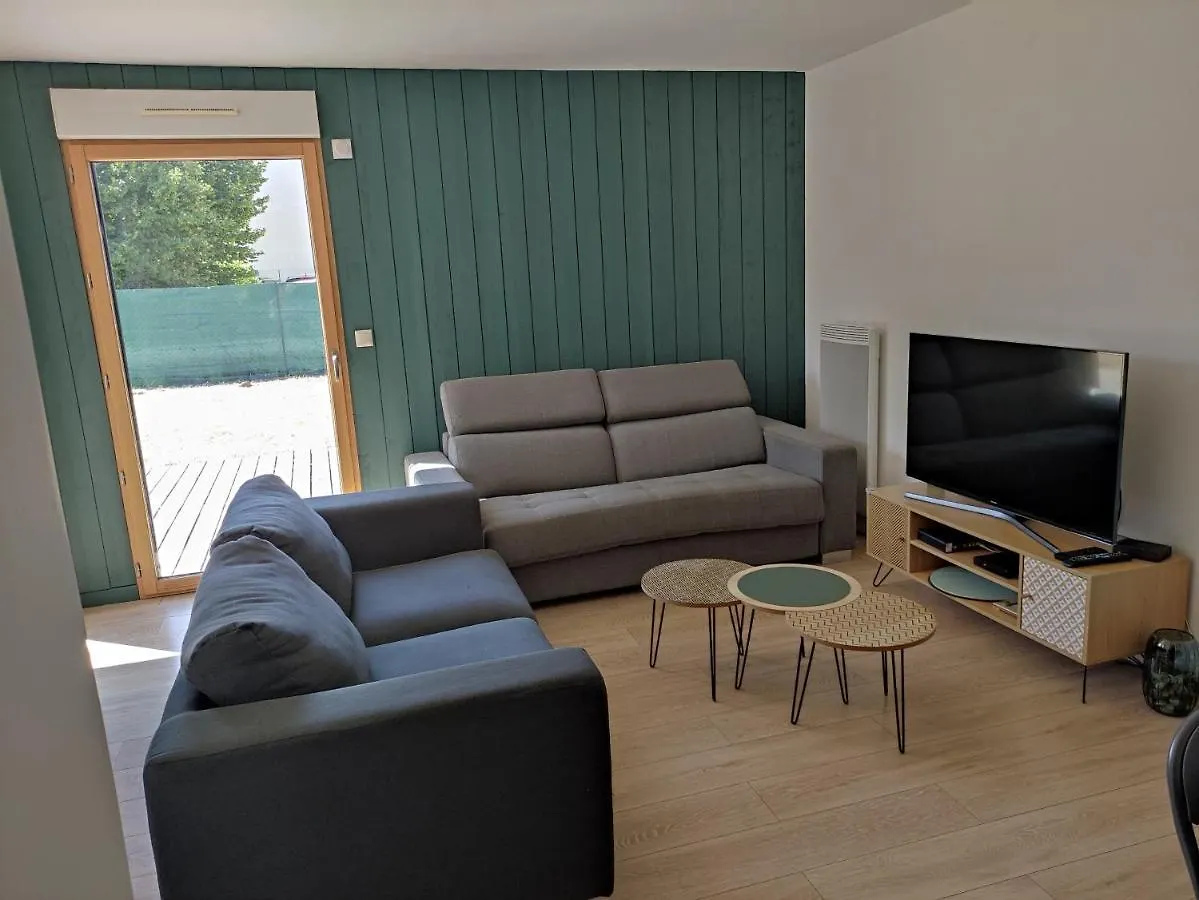 Malzenn Apartment Chantepie 0*,